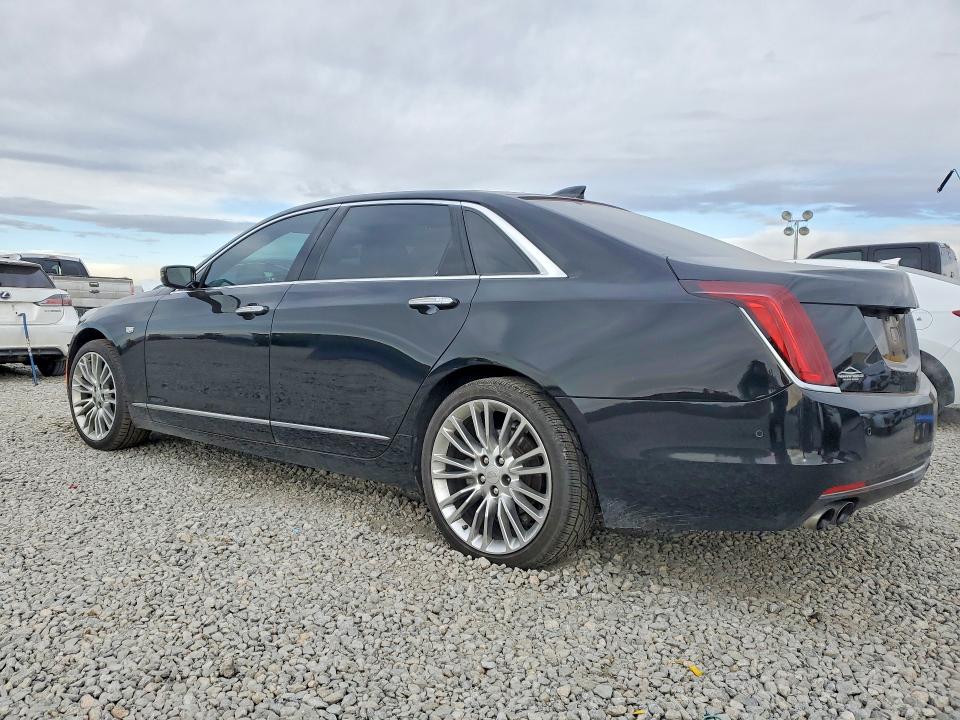 75671915 :رقم المزاد ، 1G6KG5RS1JU128198 vin ، 2018 Cadillac Ct6 مزاد بيع