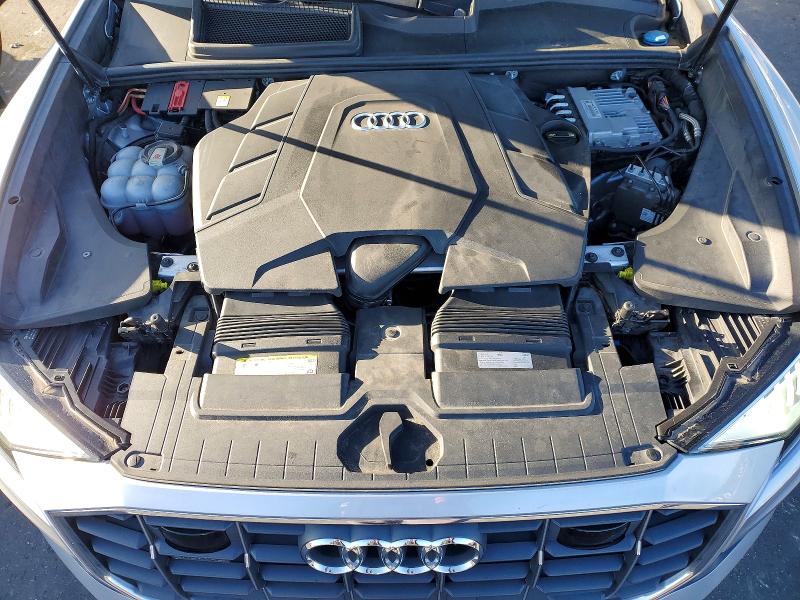 79075165 :رقم المزاد ، WA1CVAF1XKD044937 vin ، 2019 Audi Q8 مزاد بيع