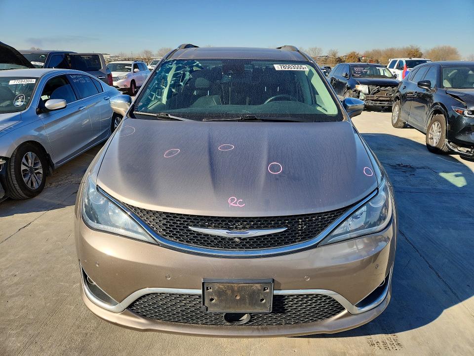78503555 :رقم المزاد ، 2C4RC1GG5JR122562 vin ، 2018 Chrysler Pacifica مزاد بيع