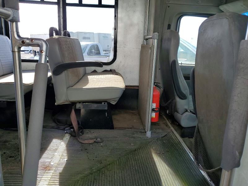 77770635 :رقم المزاد ، 1FDWE35L85HA30464 vin ، 2005 Ford E350 مزاد بيع