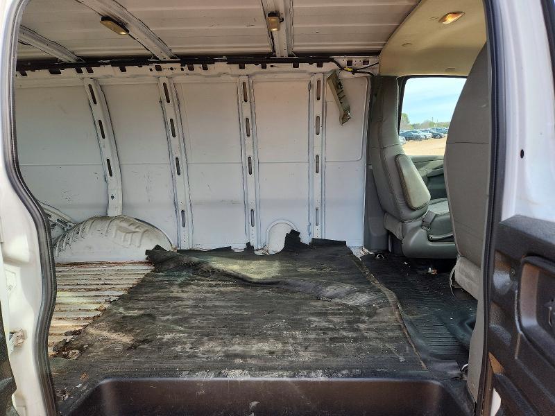 49002756 :رقم المزاد ، 1GCWGAFF5H1346431 vin ، 2017 Chev Express G2500 مزاد بيع