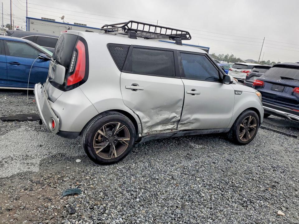 76118525 :رقم المزاد ، KNDJP3A59J7553833 vin ، 2018 Kia Soul مزاد بيع