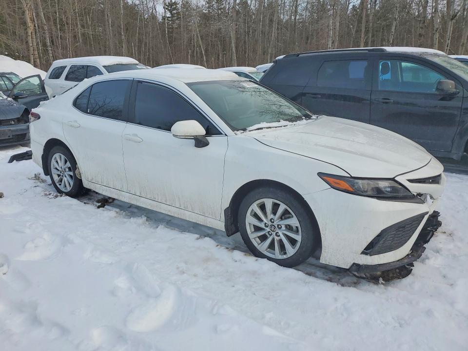 Продажа на аукционе авто 2024 Toyota Camry, vin: 4T1G11AK8RU243851, номер лота: 75862355
