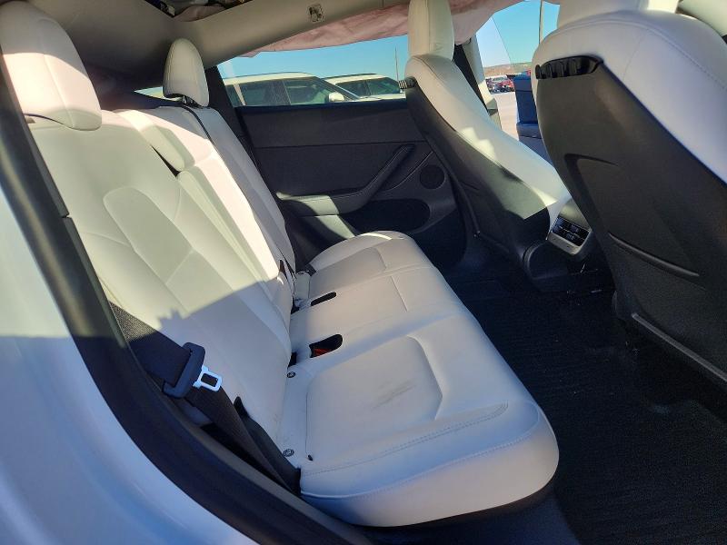 2022 Tesla Model Y მანქანა იყიდება აუქციონზე, vin: 7SAYGDEE4NF518375, აუქციონის ნომერი: 75443205