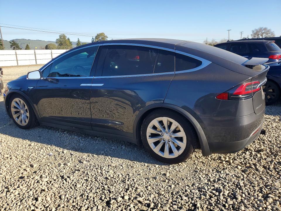 Продажа на аукционе авто 2016 Tesla Model X, vin: 5YJXCAE24GF017840, номер лота: 74421775