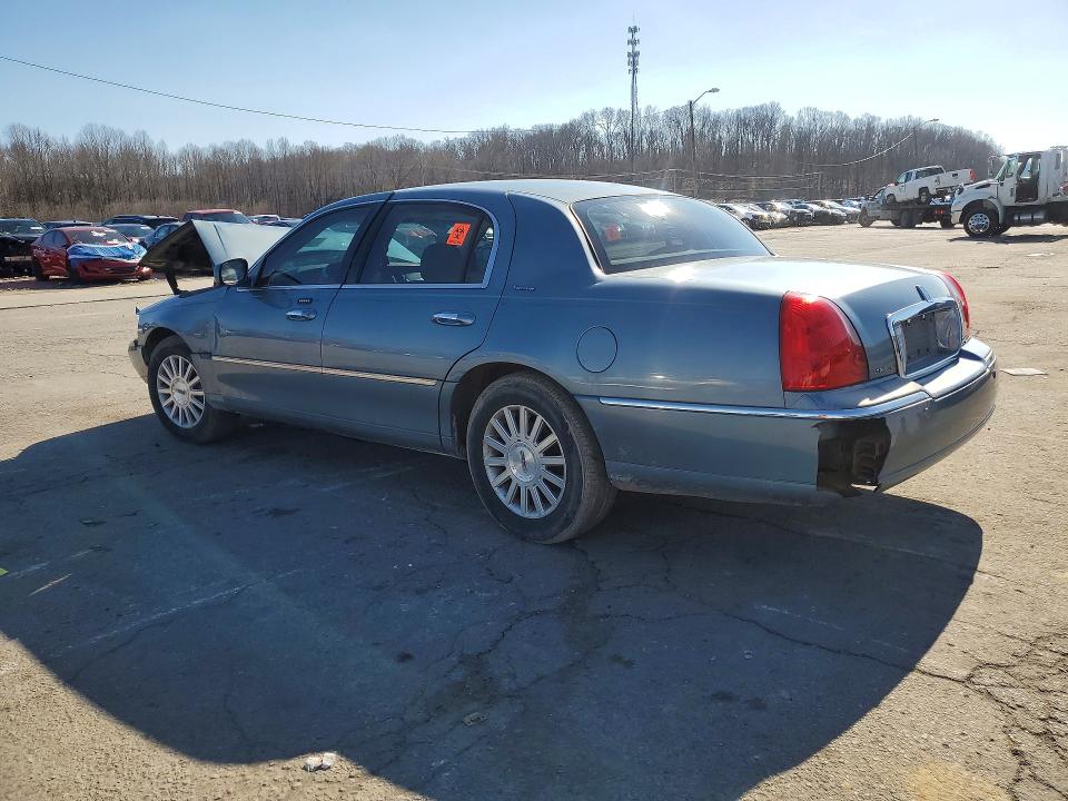 50386056 :رقم المزاد ، 1LNHM81WX3Y646396 vin ، 1995 Lincoln Town Car مزاد بيع