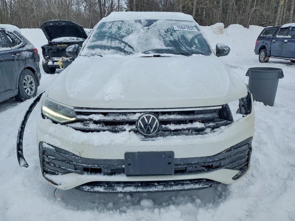 Aukcja sprzedaży 2022 Volkswagen Tiguan, vin: 3VV8B7AX8NM101939, numer aukcji: 75841835