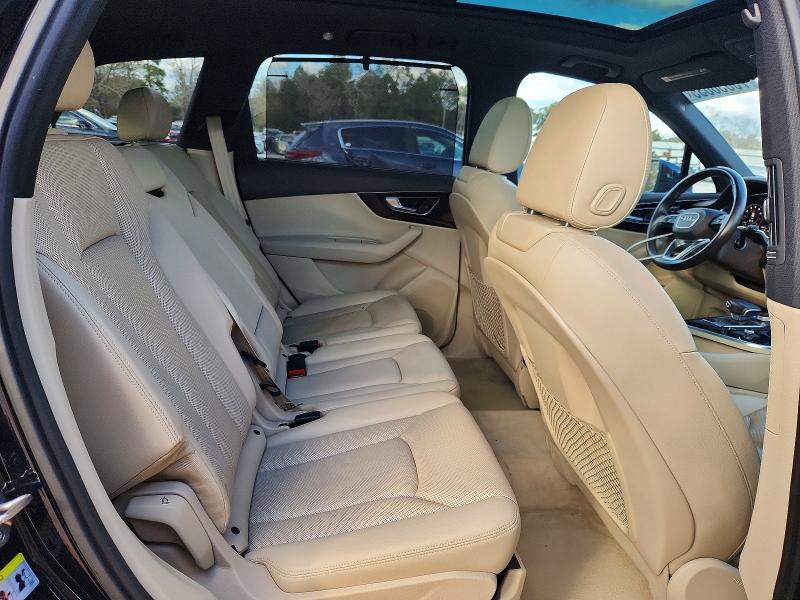 Продаж на аукціоні авто 2017 Audi Q7, vin: WA1LAAF70HD015326, номер лоту: 75856035