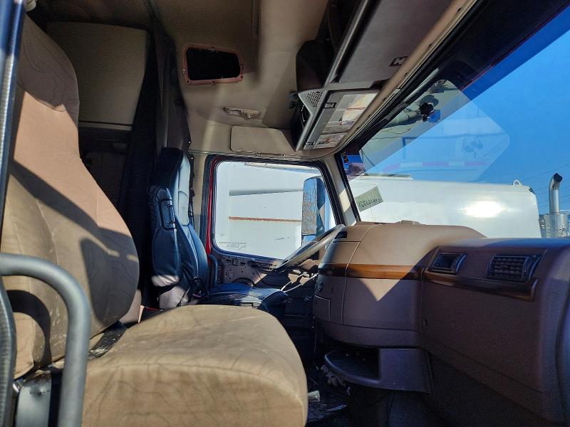 Продаж на аукціоні авто 2017 Volv Vn, vin: 4V4NC9EG5HN983509, номер лоту: 79212395