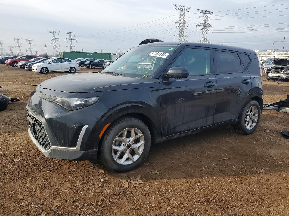2023 Kia Soul მანქანა იყიდება აუქციონზე, vin: KNDJ23AU1P7866907, აუქციონის ნომერი: 77584415