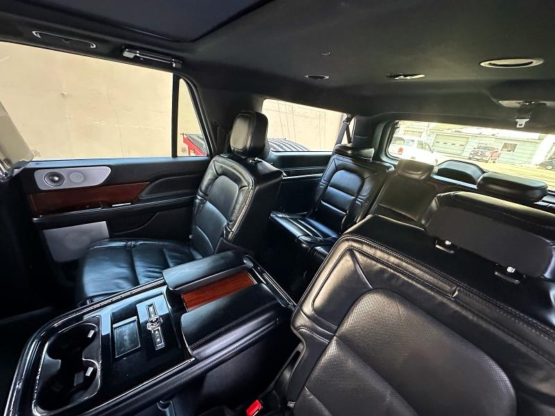 Auction sale of the 2019 Lincoln Navigator, vin: 5LMJJ3LT7KEL21377, lot number: 76708175