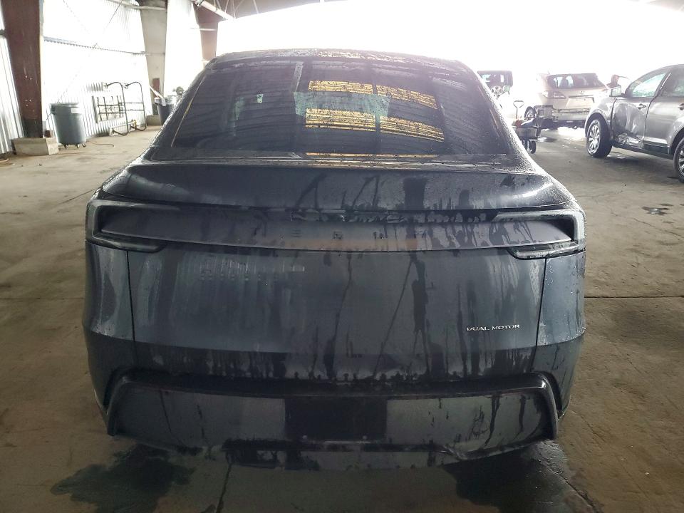 75558195 :رقم المزاد ، 7SAYGDEE6TF358979 vin ، 2026 Tesla Model Y مزاد بيع