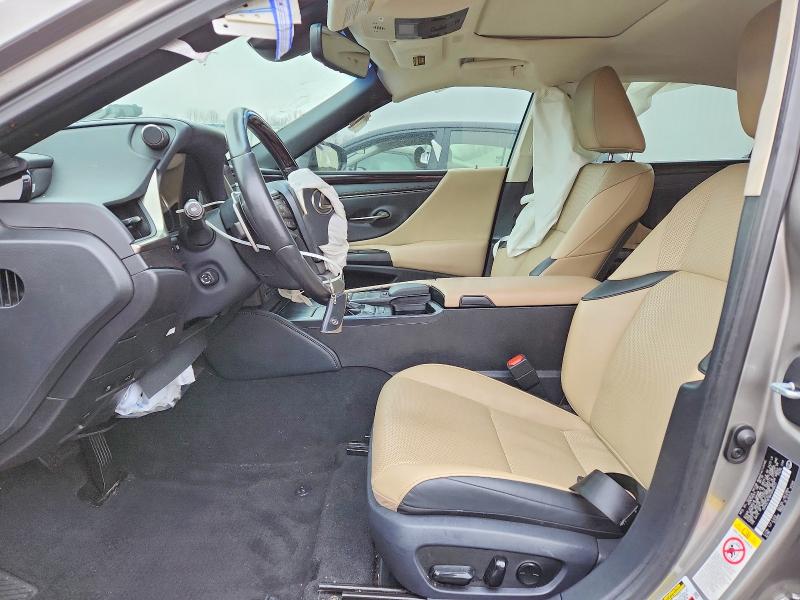 77583345 :رقم المزاد ، 58ABZ1B18KU046833 vin ، 2019 Lexus Es مزاد بيع