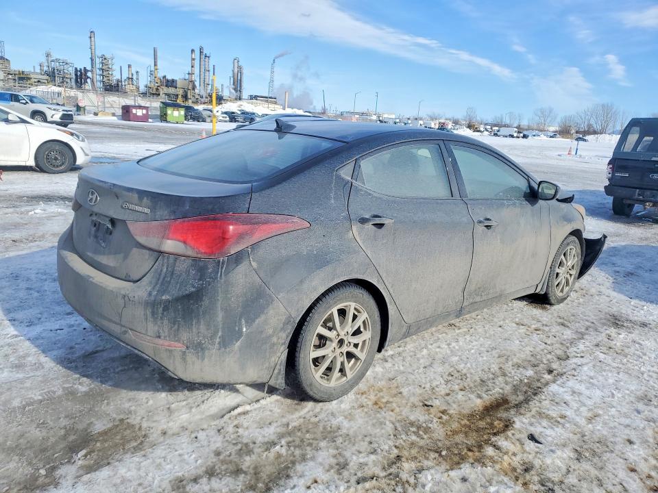 77567025 :رقم المزاد ، 5NPDH4AE8FH563126 vin ، 2015 Hyundai Elantra مزاد بيع