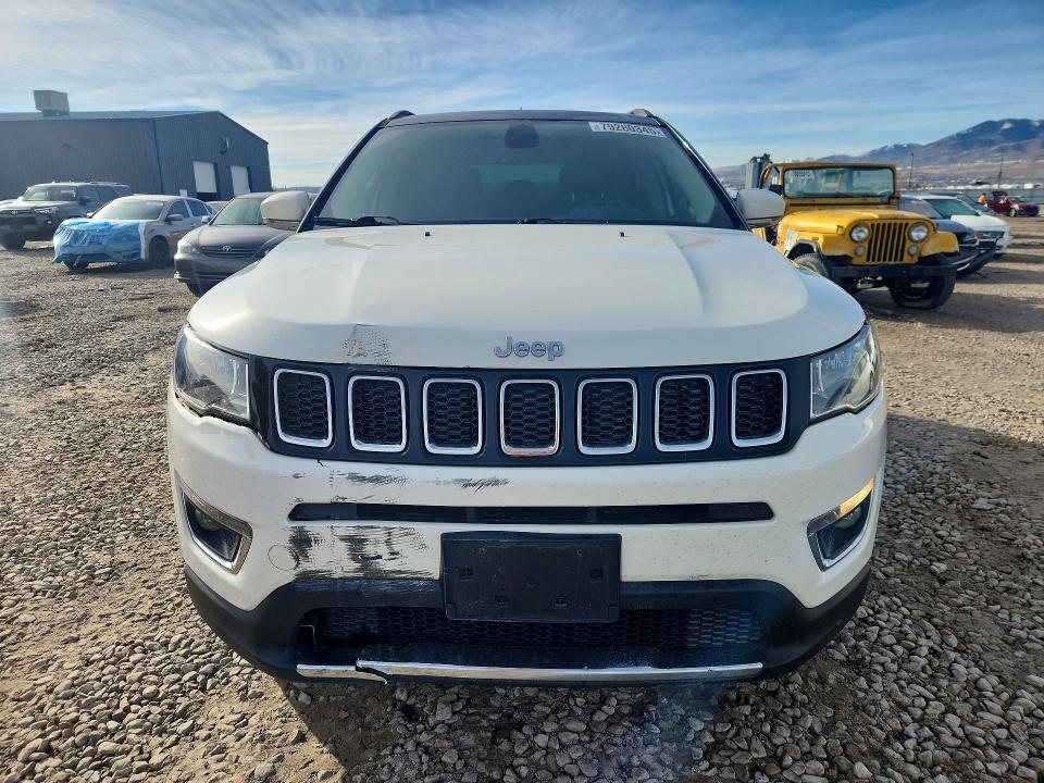 79280345 :رقم المزاد ، 3C4NJDCB4JT143710 vin ، 2018 Jeep Compass مزاد بيع