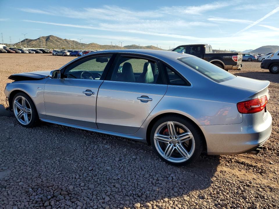 Продажа на аукционе авто 2015 Audi S4, vin: WAUBGAFL2FA008936, номер лота: 76675525