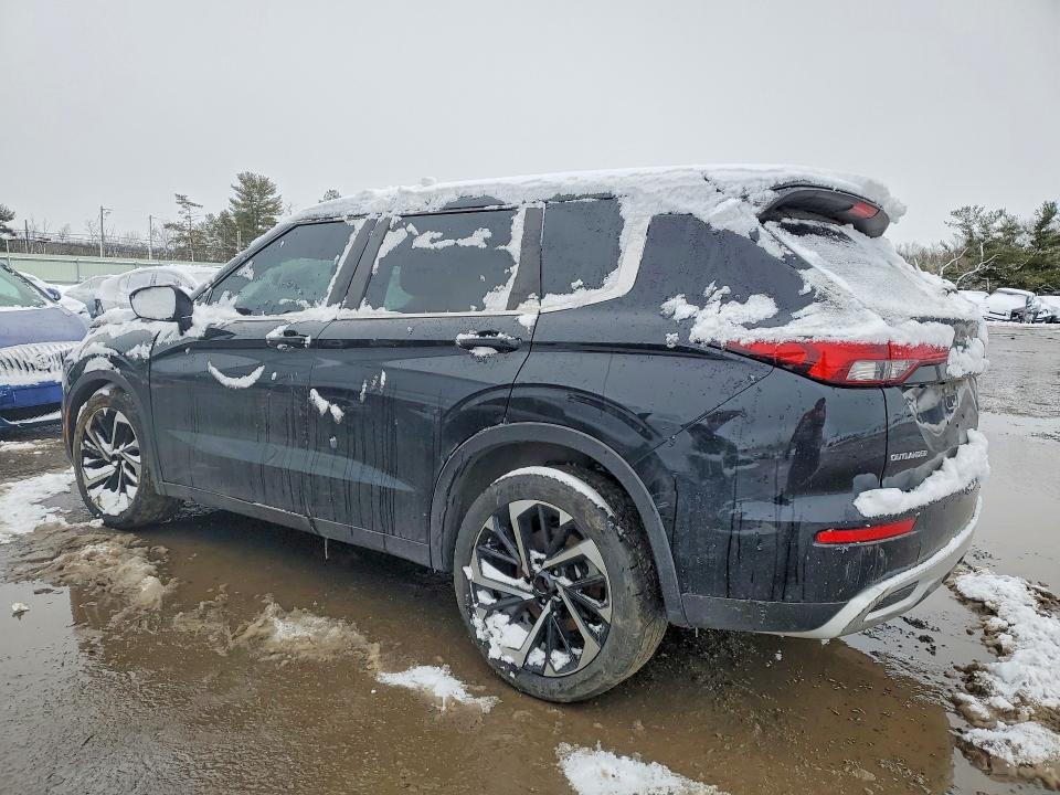 78441245 :رقم المزاد ، JA4J4UA8XNZ067027 vin ، 2022 Mitsubishi Outlander مزاد بيع