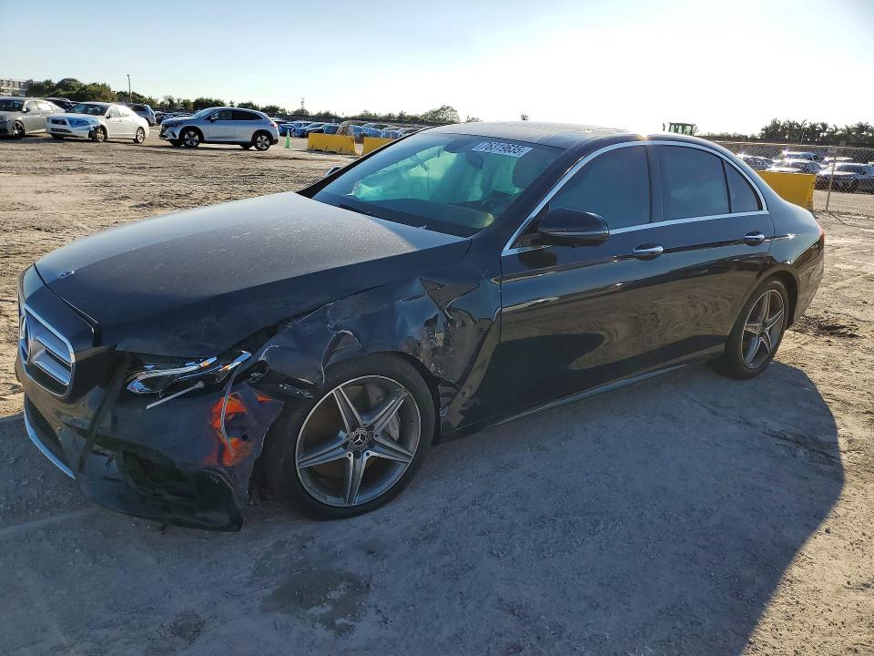 76319635 :رقم المزاد ، WDDZF8DBXLA710592 vin ، 2020 Mercedes-benz E مزاد بيع