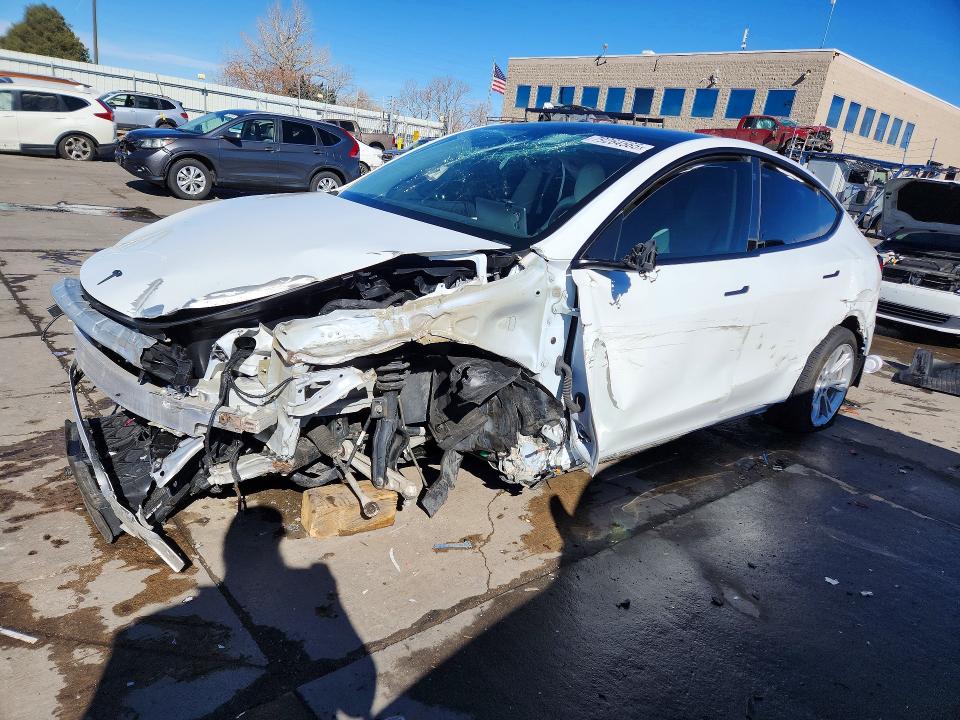Продажа на аукционе авто 2021 Tesla Model Y, vin: 5YJYGDEE6MF198049, номер лота: 79264565
