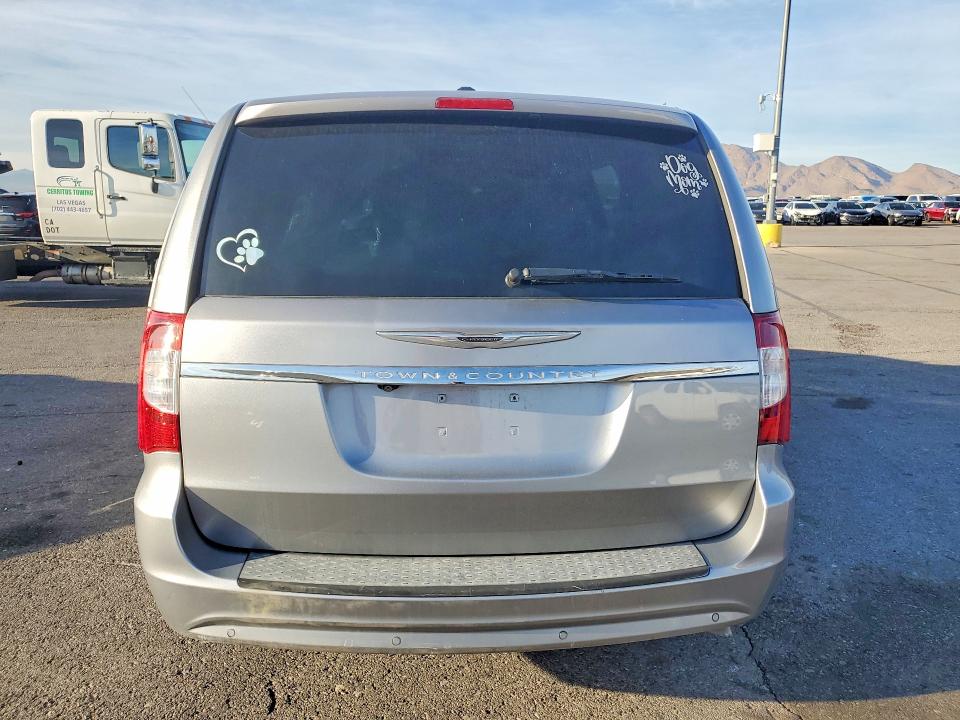 79224895 :رقم المزاد ، 2C4RC1HG7FR526405 vin ، 2015 Chrysler Town & Country مزاد بيع