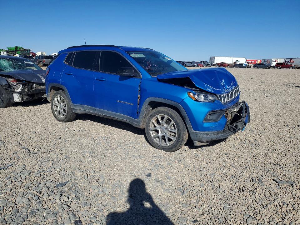 78529305 :رقم المزاد ، 3C4NJDFB1NT112559 vin ، 2022 Jeep Compass مزاد بيع