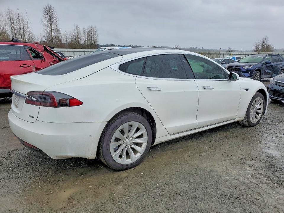 Продажа на аукционе авто 2017 Tesla Model S, vin: 5YJSA1E25HF224786, номер лота: 77910235