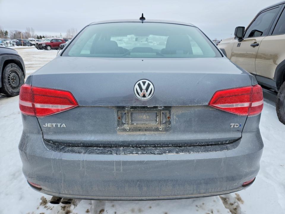 78129425 :رقم المزاد ، 3VWLA7AJ3FM240902 vin ، 2015 Volkswagen Jetta مزاد بيع