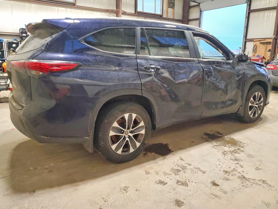 Продажа на аукционе авто 2023 Toyota Highlander, vin: 5TDKDRBH1PS046948, номер лота: 76034415