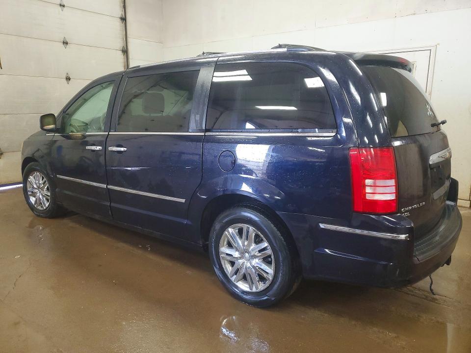 78452035 :رقم المزاد ، 2A4RR7DX0AR381055 vin ، 2010 Chrysler Town & Country مزاد بيع