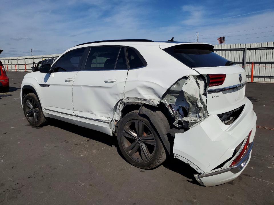 2021 Volkswagen Atlas Cross Sport მანქანა იყიდება აუქციონზე, vin: 1V2PE2CA4MC238162, აუქციონის ნომერი: 78739715