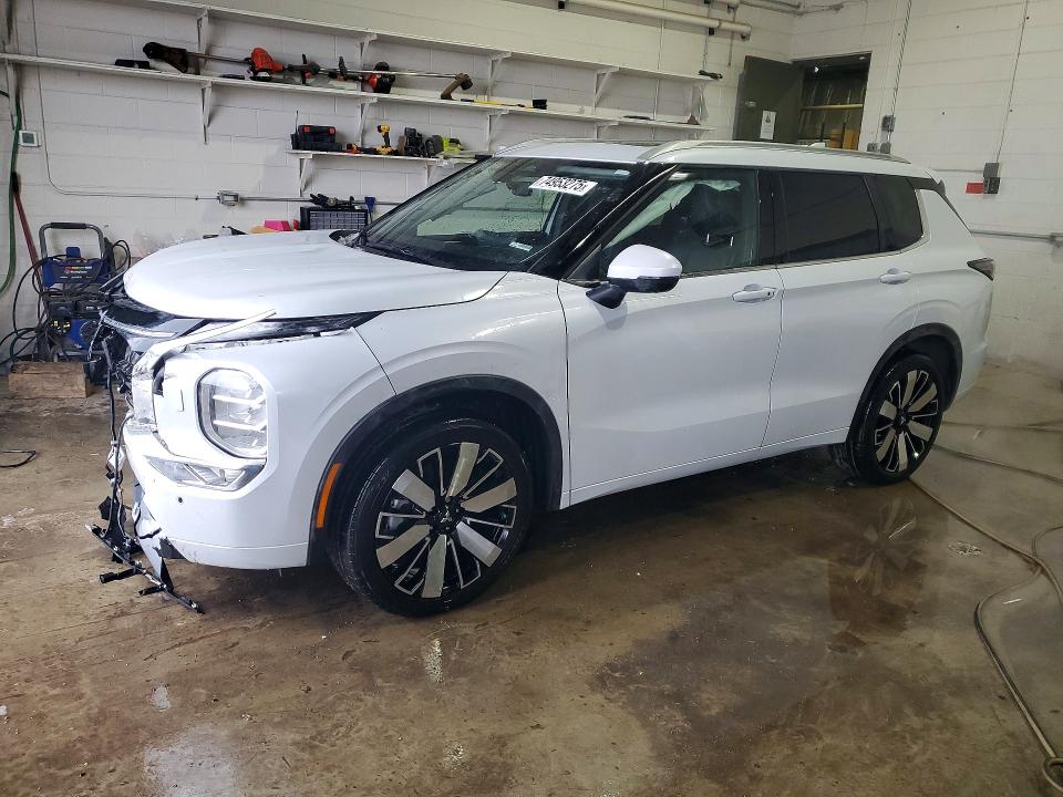 Продаж на аукціоні авто 2025 Mitsubishi Outlander, vin: JA4J4WA87SZ016012, номер лоту: 74953275