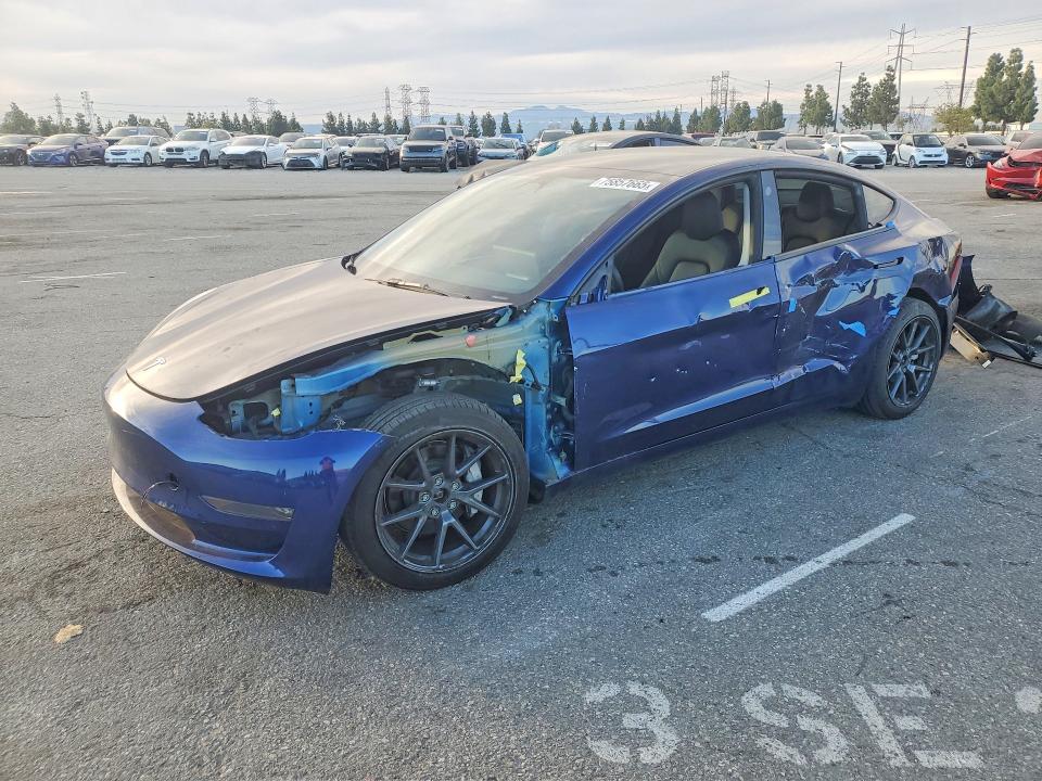 2023 Tesla Model 3 მანქანა იყიდება აუქციონზე, vin: 5YJ3E1EB8PF594556, აუქციონის ნომერი: 75857665