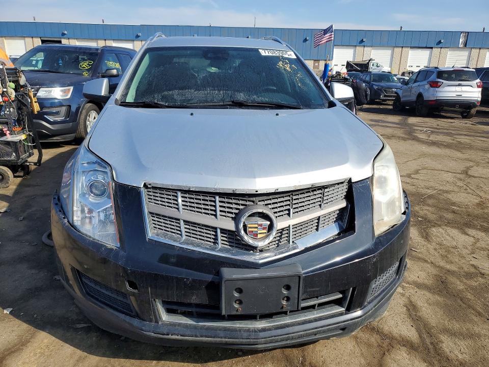 77083905 :رقم المزاد ، 3GYFNBE31ES675392 vin ، 2014 Cadillac Srx مزاد بيع