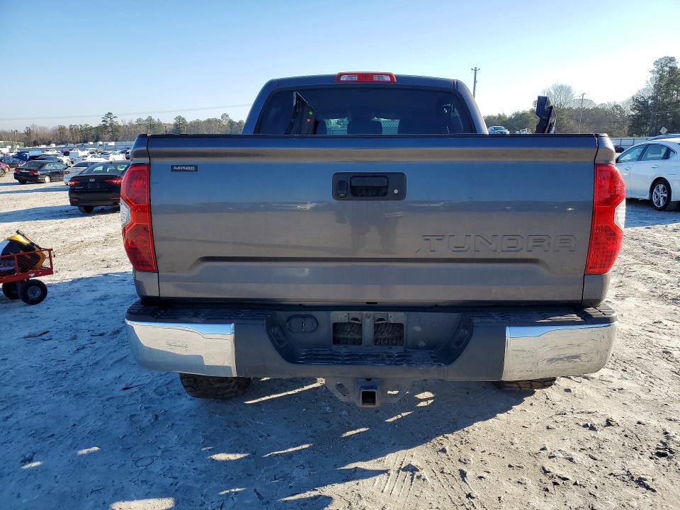 76367405 :رقم المزاد ، 5TFDW5F13FX417304 vin ، 2015 Toyota Tundra مزاد بيع
