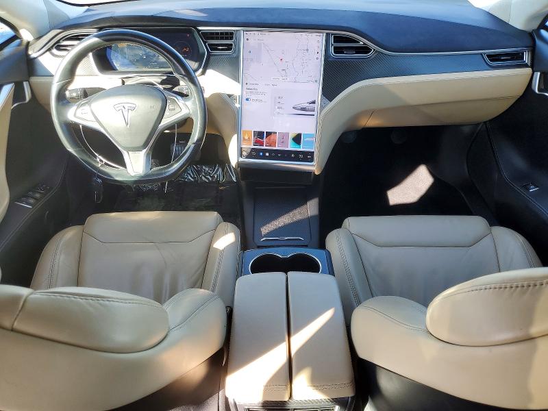 79080645 :رقم المزاد ، 5YJSA1E21HF192757 vin ، 2017 Tesla Model S مزاد بيع