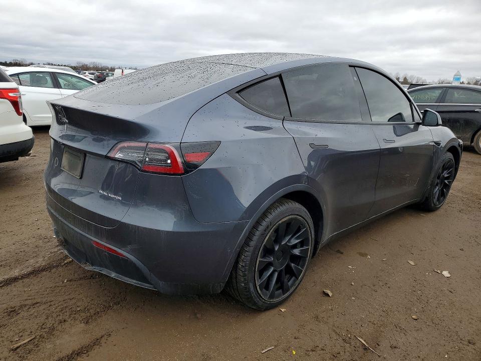 77681225 :رقم المزاد ، 5YJYGDEE2LF034795 vin ، 2020 Tesla Model Y مزاد بيع