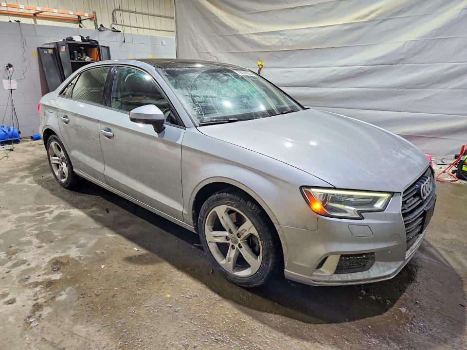 79239965 :رقم المزاد ، WAUB8GFF6H1056758 vin ، 2017 Audi A3 مزاد بيع