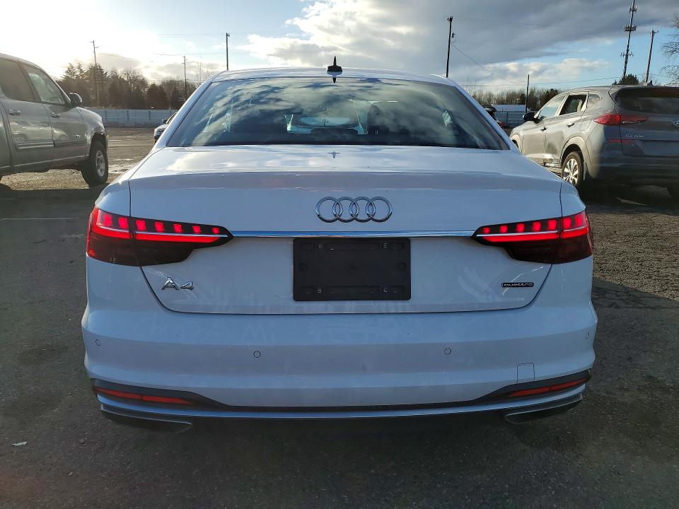 Продаж на аукціоні авто 2024 Audi A4, vin: WAUEAAF46RA033589, номер лоту: 77428375