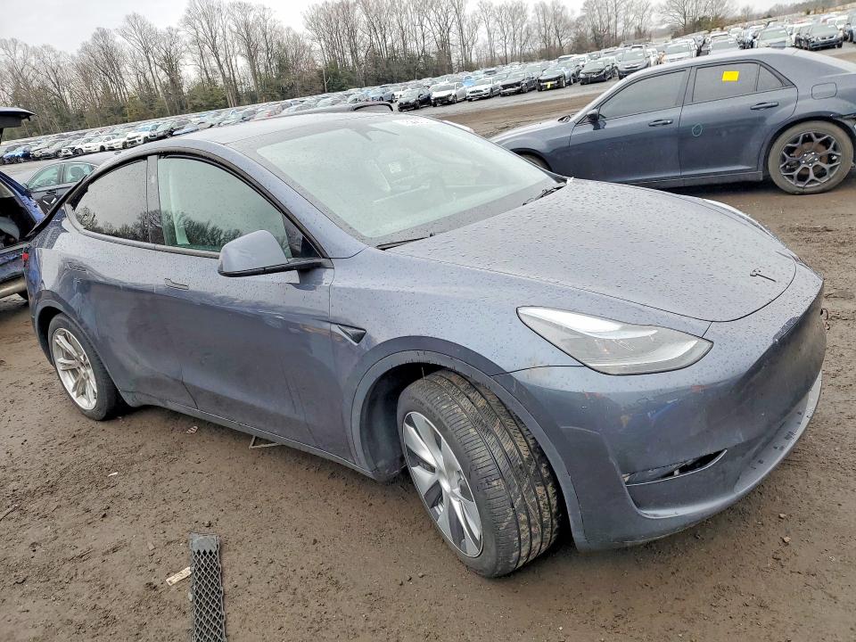 78900725 :رقم المزاد ، 7SAYGDEE0RA215256 vin ، 2024 Tesla Model Y مزاد بيع
