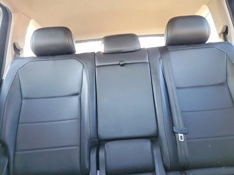 79155025 :رقم المزاد ، 3VV3B7AX7JM199818 vin ، 2018 Volkswagen Tiguan مزاد بيع