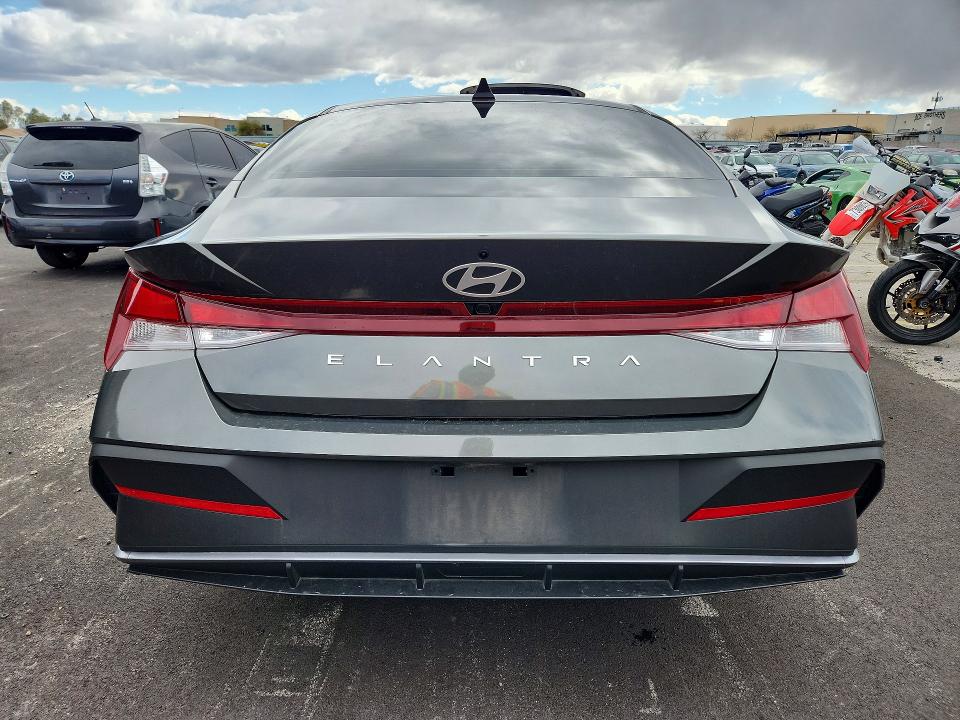 2024 Hyundai Elantra მანქანა იყიდება აუქციონზე, vin: KMHLM4DG5RU774973, აუქციონის ნომერი: 78177335