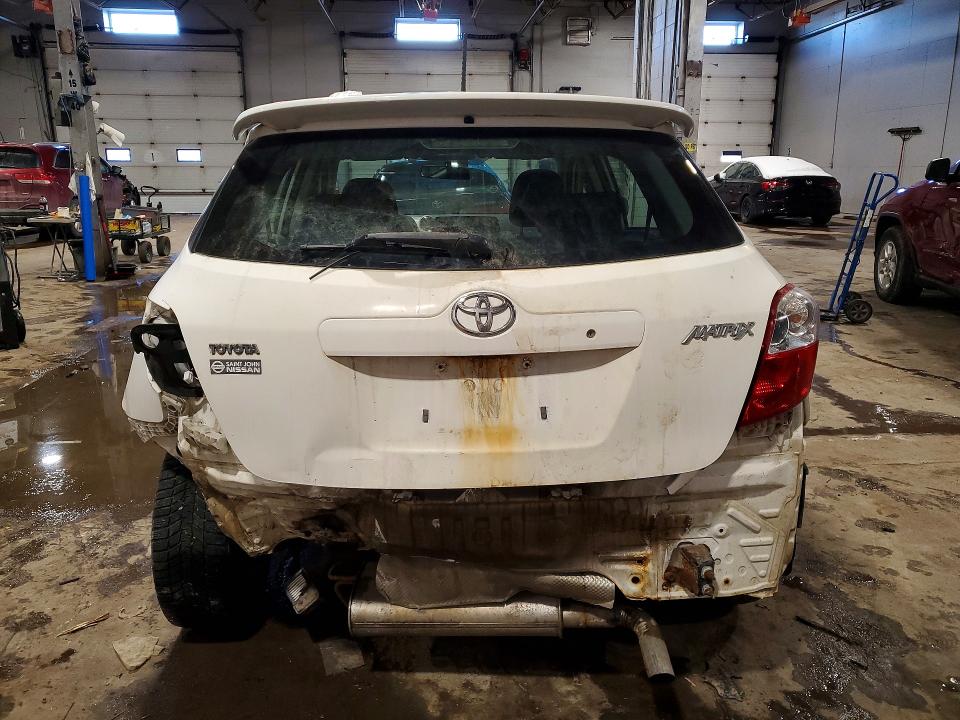 76002715 :رقم المزاد ، 2T1KU4EEXAC385048 vin ، 2010 Toyota Matrix Wagon مزاد بيع