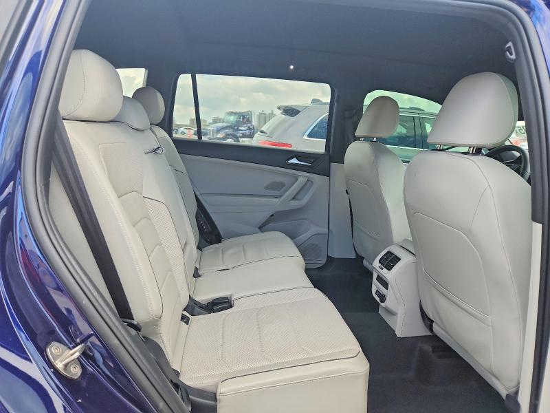 Продажа на аукционе авто 2022 Volkswagen Tiguan, vin: 3VV4B7AX6NM135182, номер лота: 77142735