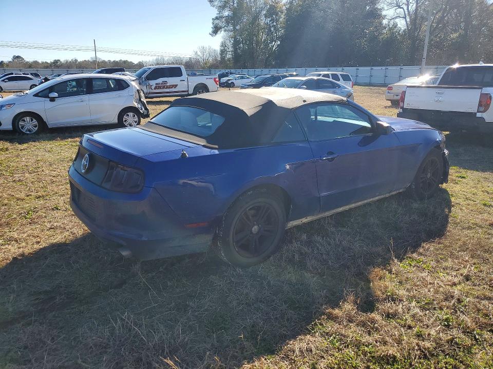 77564435 :رقم المزاد ، 1ZVBP8EM3E5240892 vin ، 2014 Ford Mustang مزاد بيع