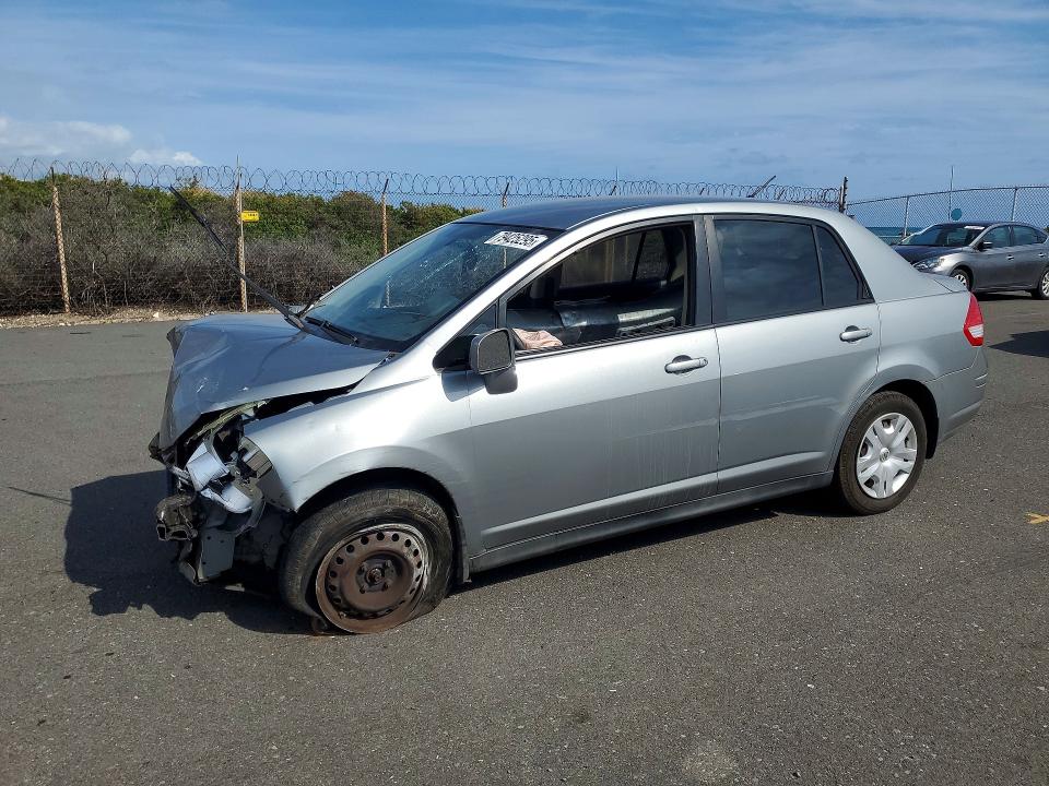 2010 Nissan Versa მანქანა იყიდება აუქციონზე, vin: 3N1BC1AP8AL401448, აუქციონის ნომერი: 79425295