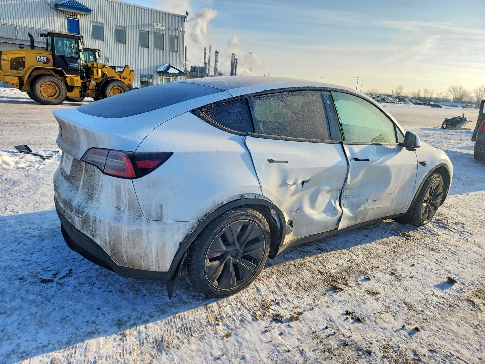 75682285 :رقم المزاد ، 5YJYGDED9MF110926 vin ، 2021 Tesla Model Y مزاد بيع