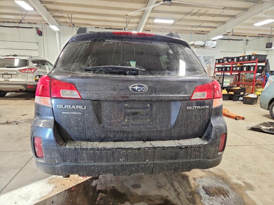 76209215 :رقم المزاد ، 4S4BRCCC2B3365461 vin ، 2011 Subaru Outback 2. مزاد بيع
