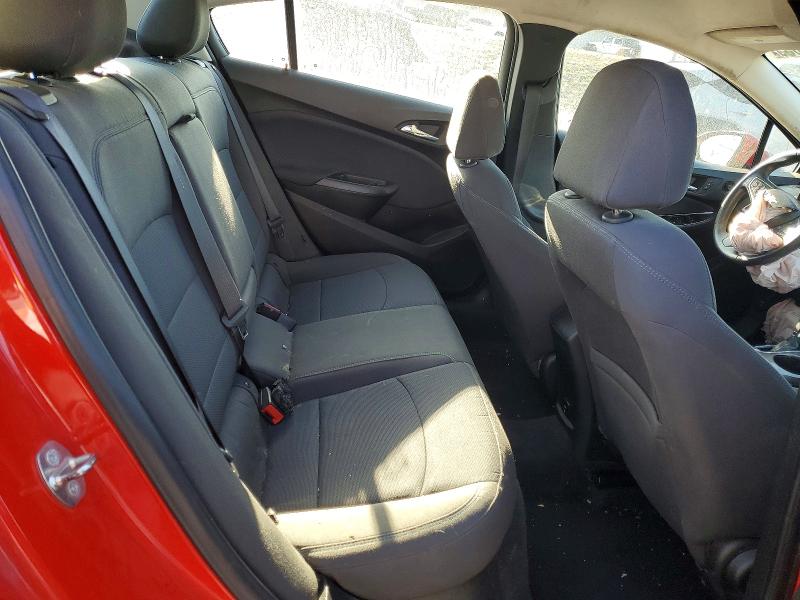 76052655 :رقم المزاد ، 1G1BE5SM0J7247348 vin ، 2018 Chevrolet Cruze مزاد بيع