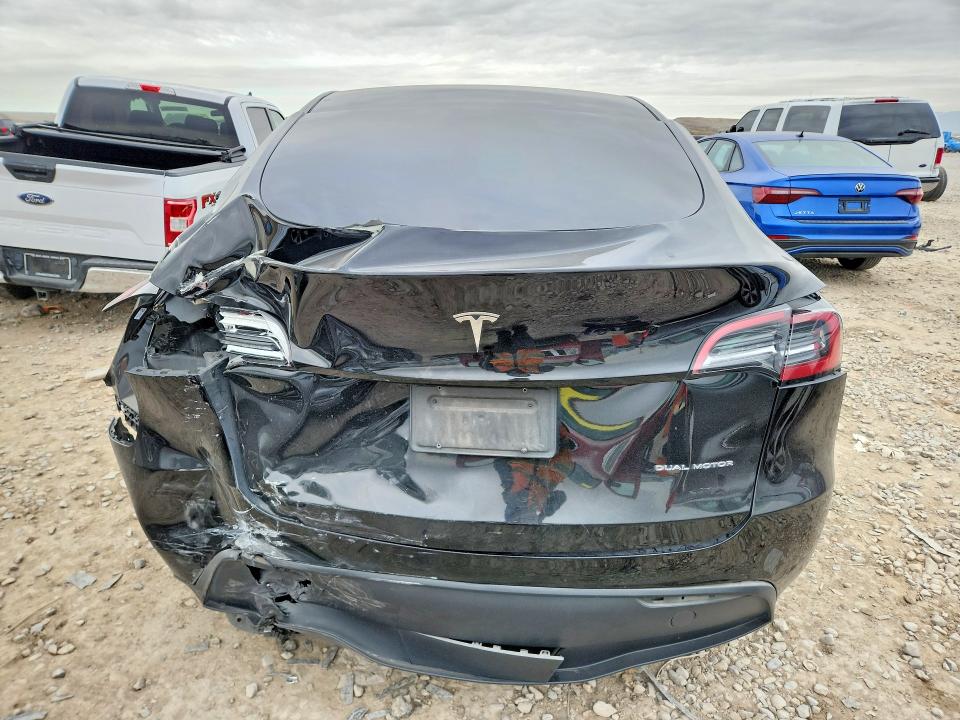 Продажа на аукционе авто 2024 Tesla Model Y, vin: 7SAYGDEE6RA251095, номер лота: 76491075