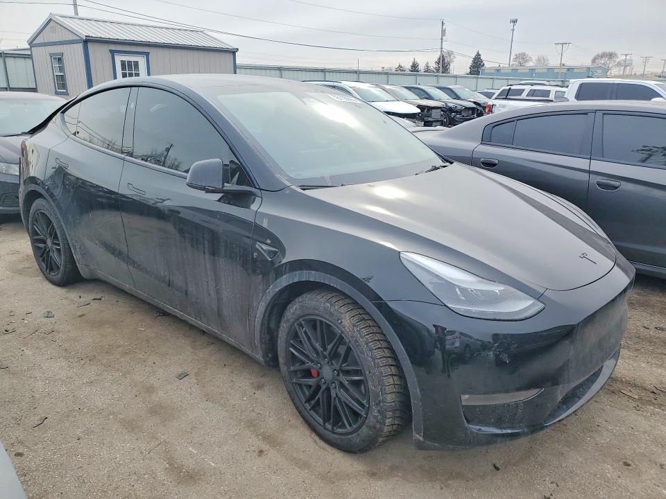 Продажа на аукционе авто 2023 Tesla Model Y, vin: 7SAYGDEF6PF961915, номер лота: 76116895